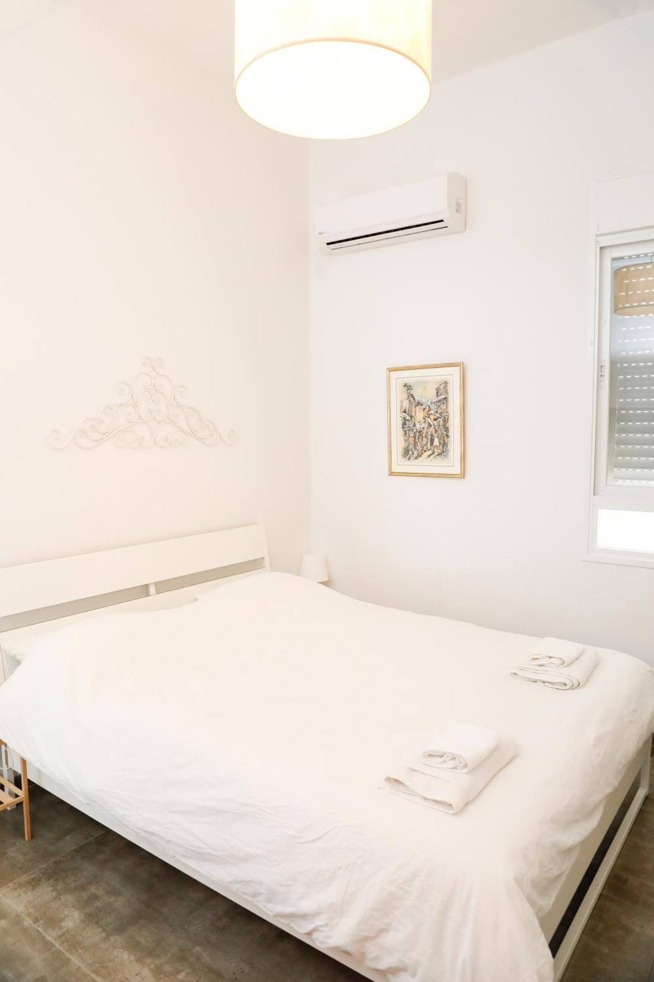 Carmel Apartments Haifa Zimmer foto