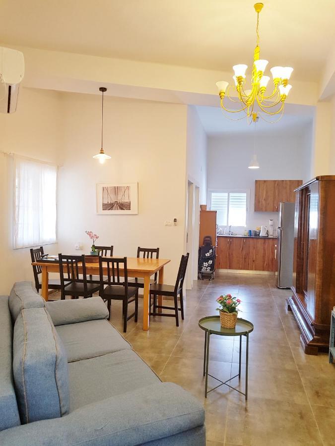 Carmel Apartments Haifa Zimmer foto